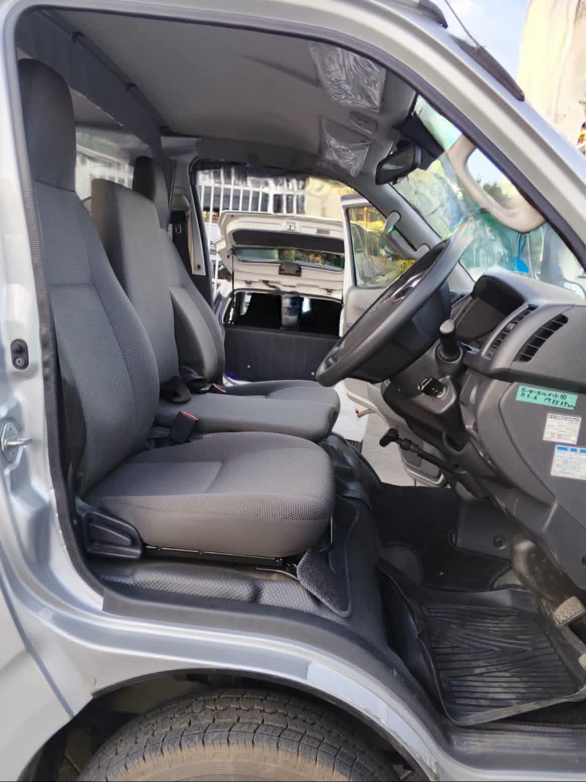 2019 Toyota Hiace 2.8L Diesel Automatic – Utility Van, Right-Hand Drive - photo 9