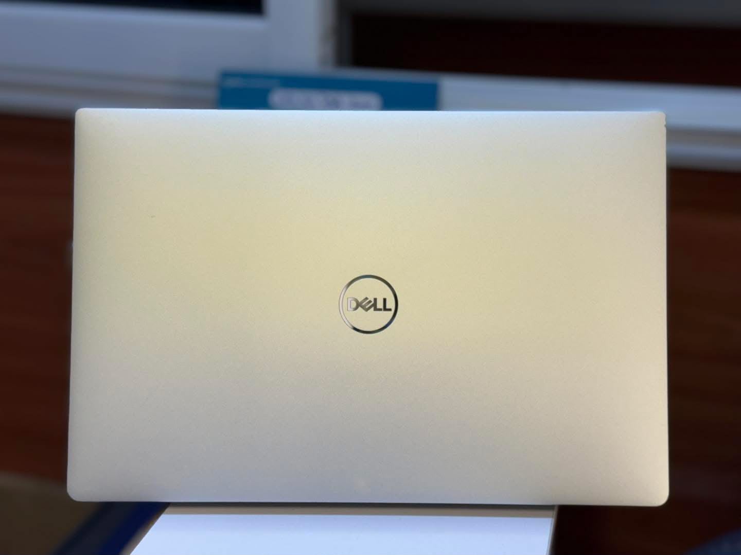 Dell XPS 13 9380 Core i7 8th Gen – 16GB RAM, 512GB SSD, 13.3" FHD Premium Laptop