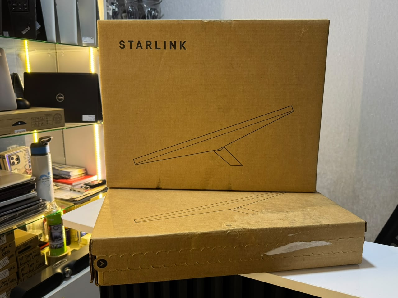 Starlink Mini Portable Satellite Internet Kit – High-Speed Wi-Fi 5, Up to 220 Mbps, 128 Devices