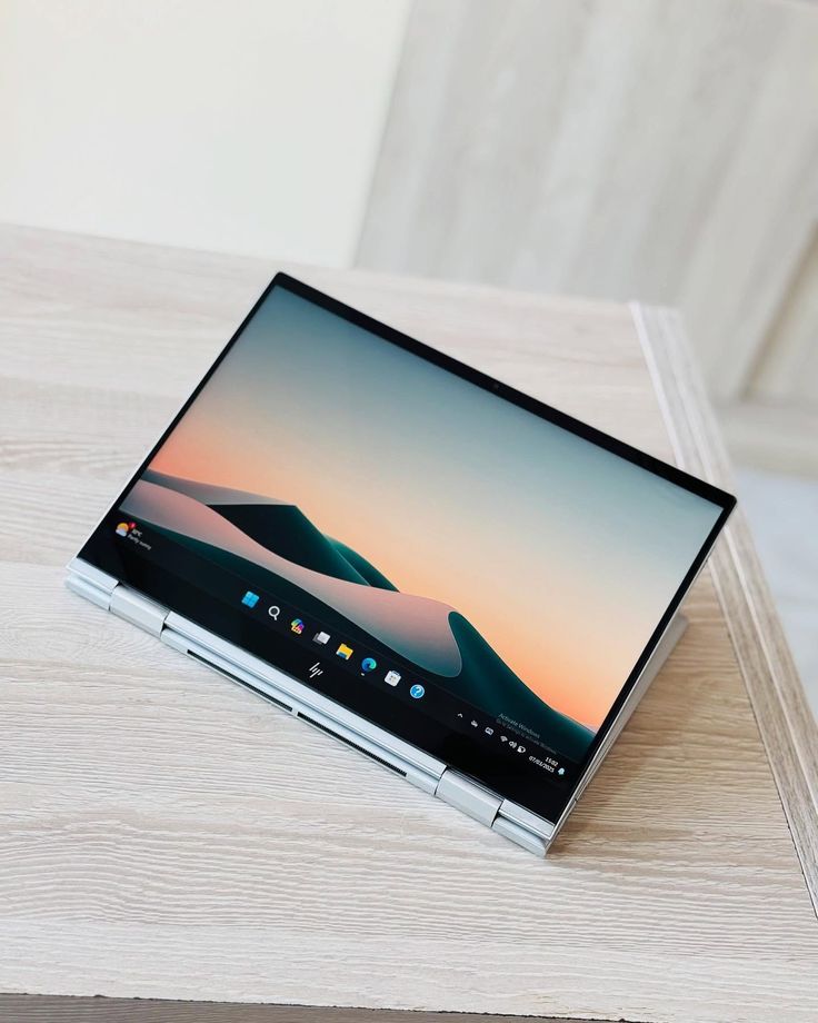 HP EliteBook x360 1030 G8 Core i7 11th Gen – 16GB RAM, 512GB SSD, 13.3" FHD Touchscreen Laptop - photo 2