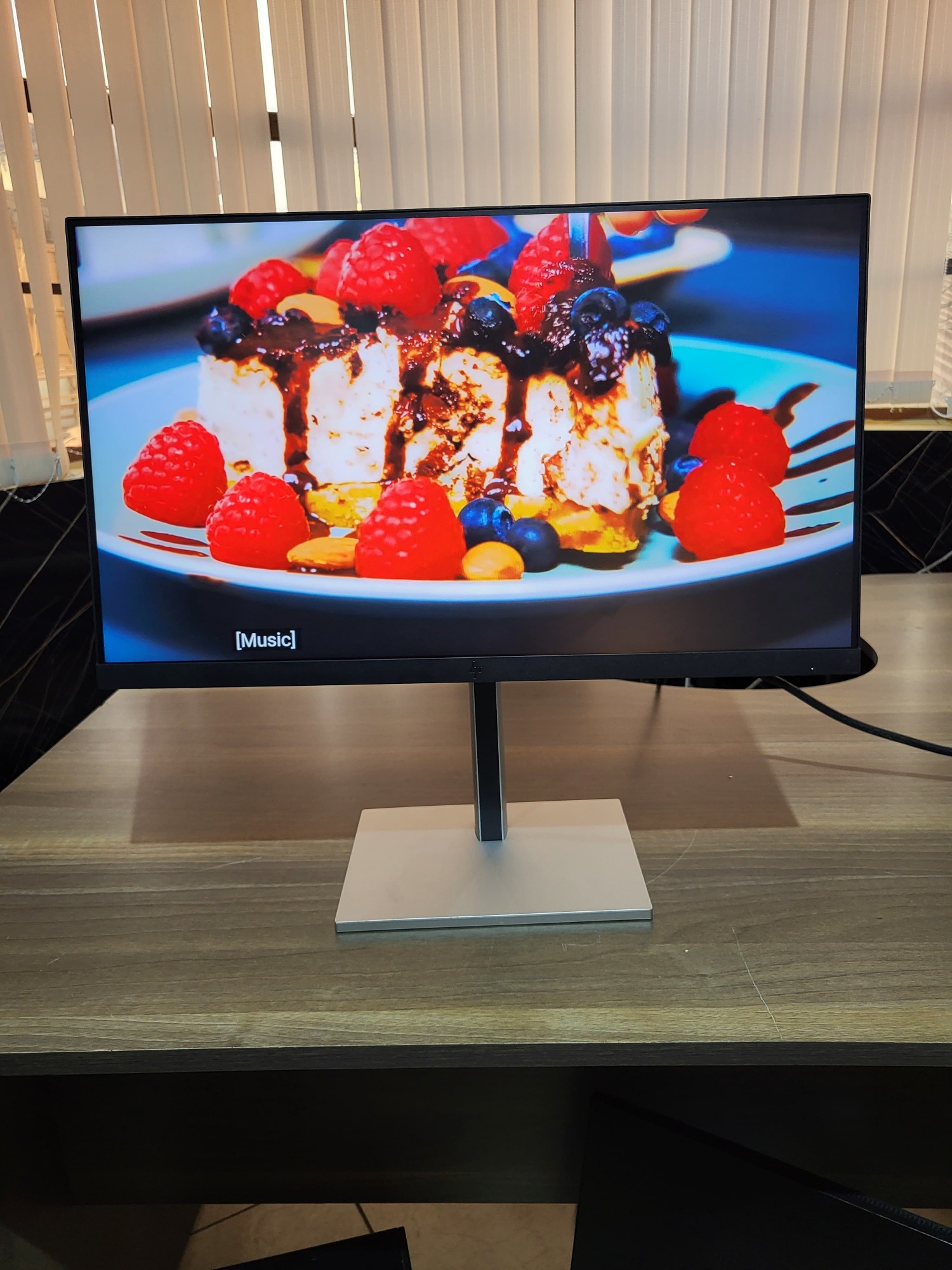 HP E24 G5 23.8-Inch Full HD IPS Monitor – 75Hz, HDMI, DisplayPort & USB - photo 3