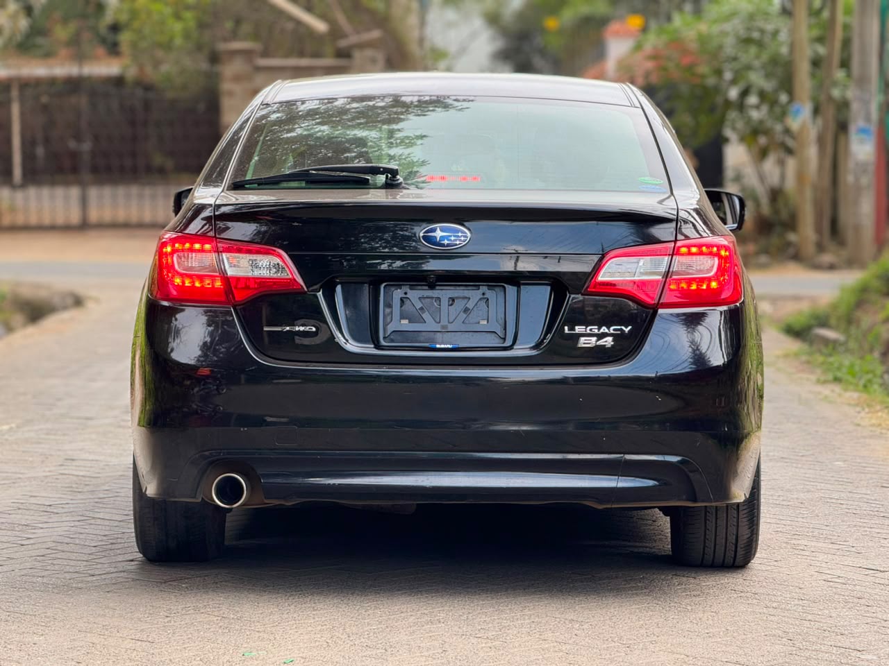 2019 Subaru Legacy B4 2.5L Automatic – EyeSight Equipped Symmetrical AWD | Price Drop - photo 6