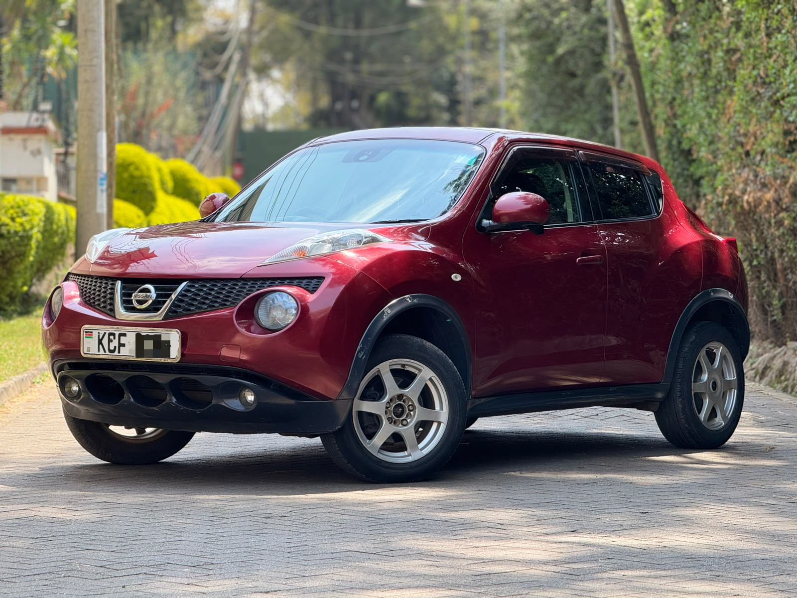 2010 Nissan Juke 1.5L Automatic – Stylish Compact Crossover | Buy & Drive - photo 7