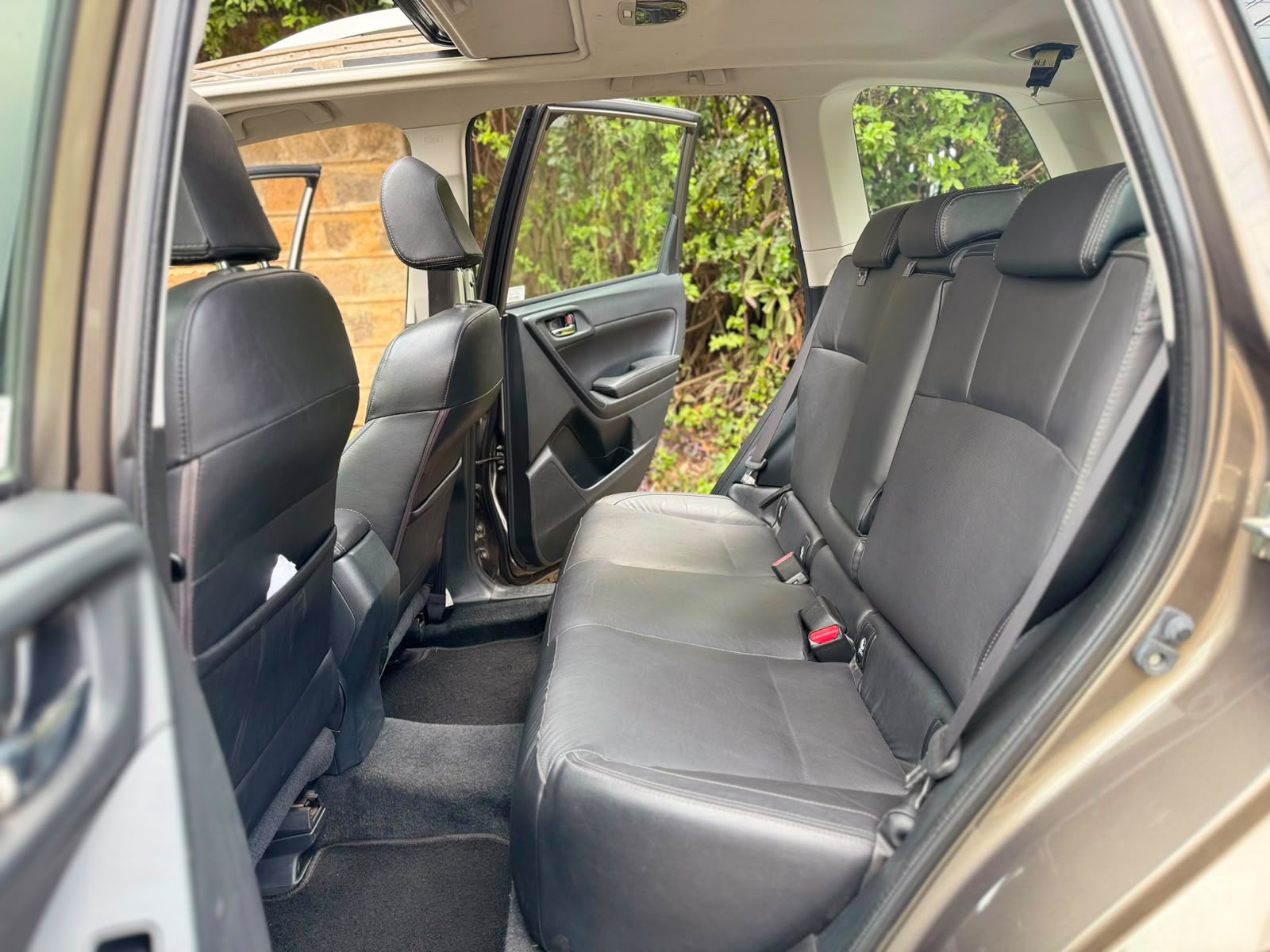 2017 Subaru Forester 2.0L Diesel – Sunroof | Low Mileage - photo 9