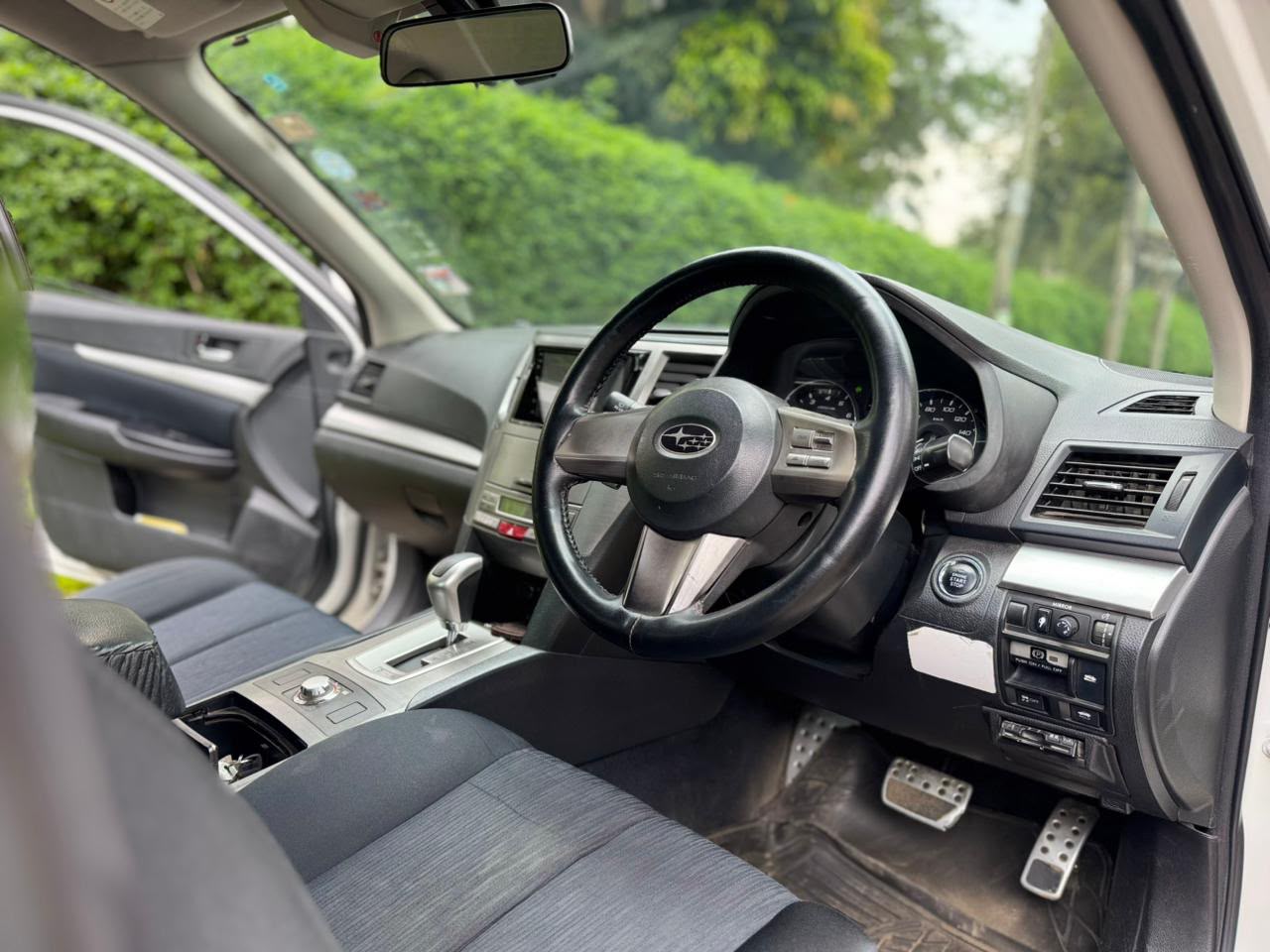 2012 Subaru Legacy 2.5L Automatic AWD – Sedan - photo 7