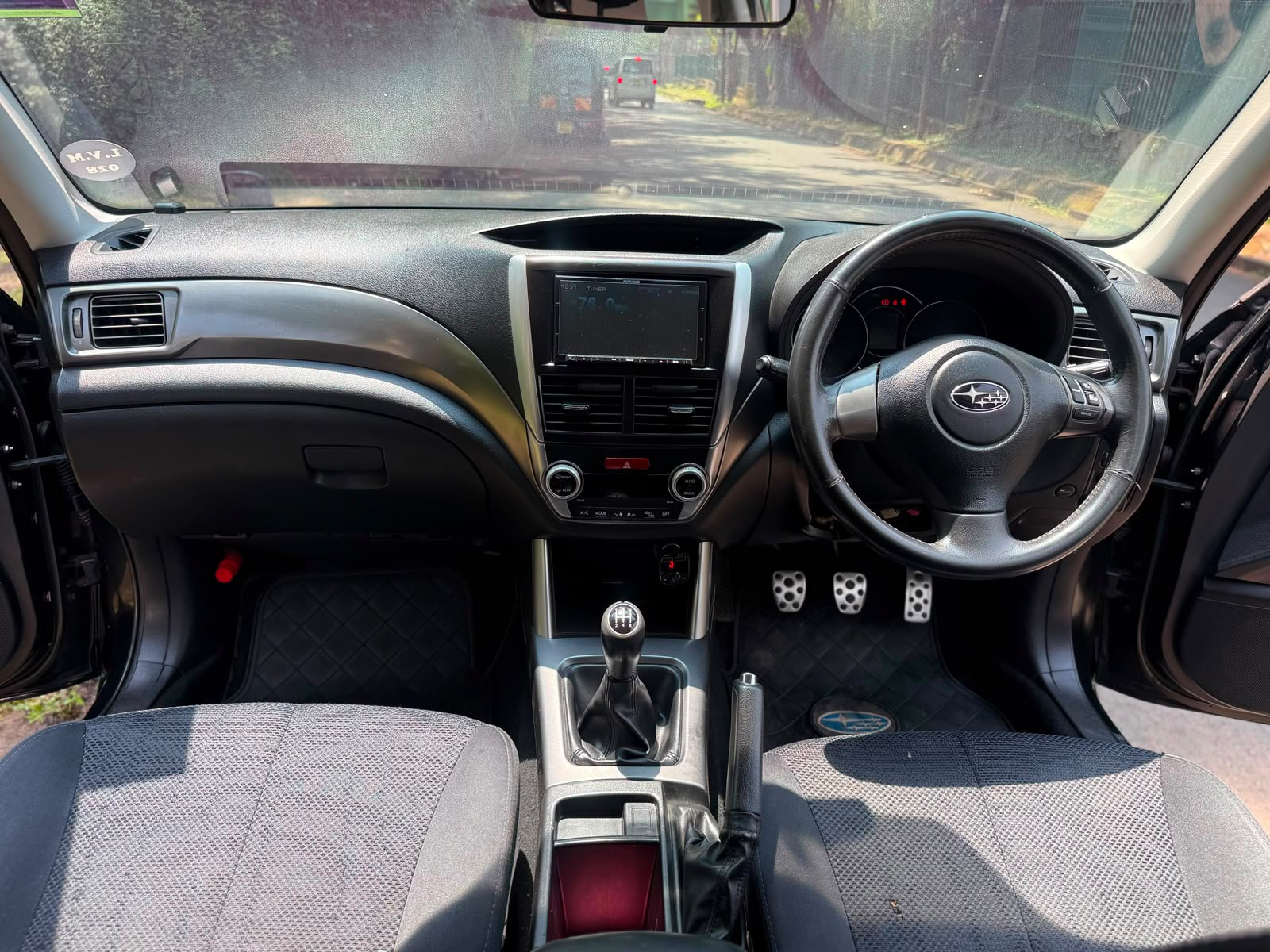 2011 Subaru Forester 2.0L Petrol AWD Manual – Buy & Drive | Reverse Camera | - photo 9