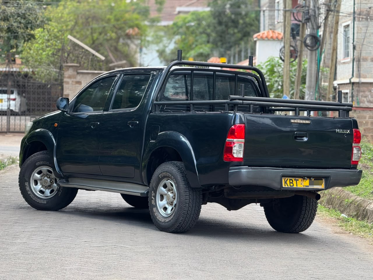 2012 Toyota Hilux Double Cab 3.0L Diesel 4x4 Manual – Buy & Drive - photo 3