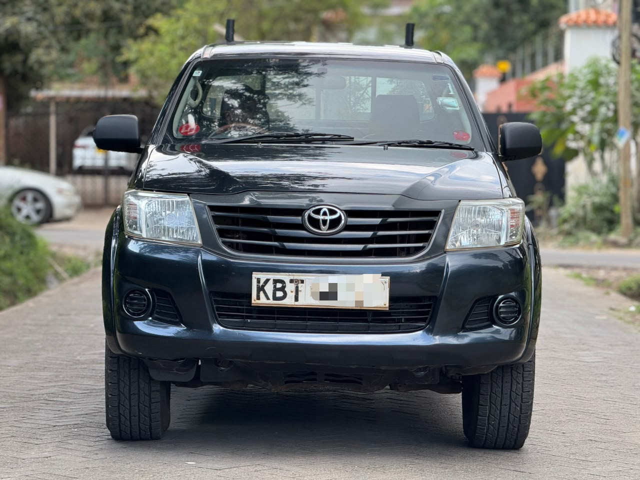 2012 Toyota Hilux Double Cab 3.0L Diesel 4x4 Manual – Buy & Drive - photo 7