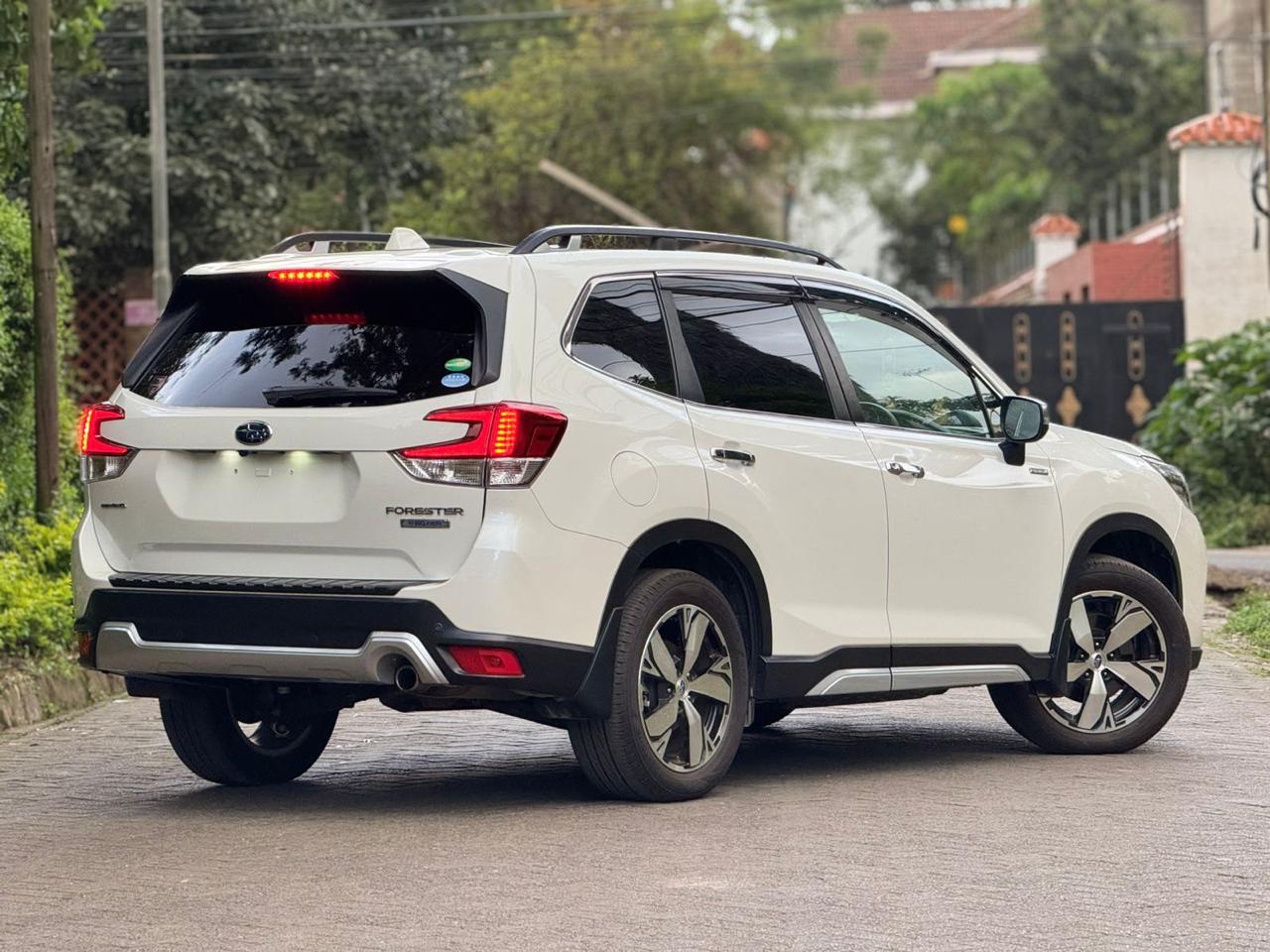 2019 Subaru Forester e-Boxer SKE 2.0L Hybrid AWD – Automatic, 53,000 km - photo 6