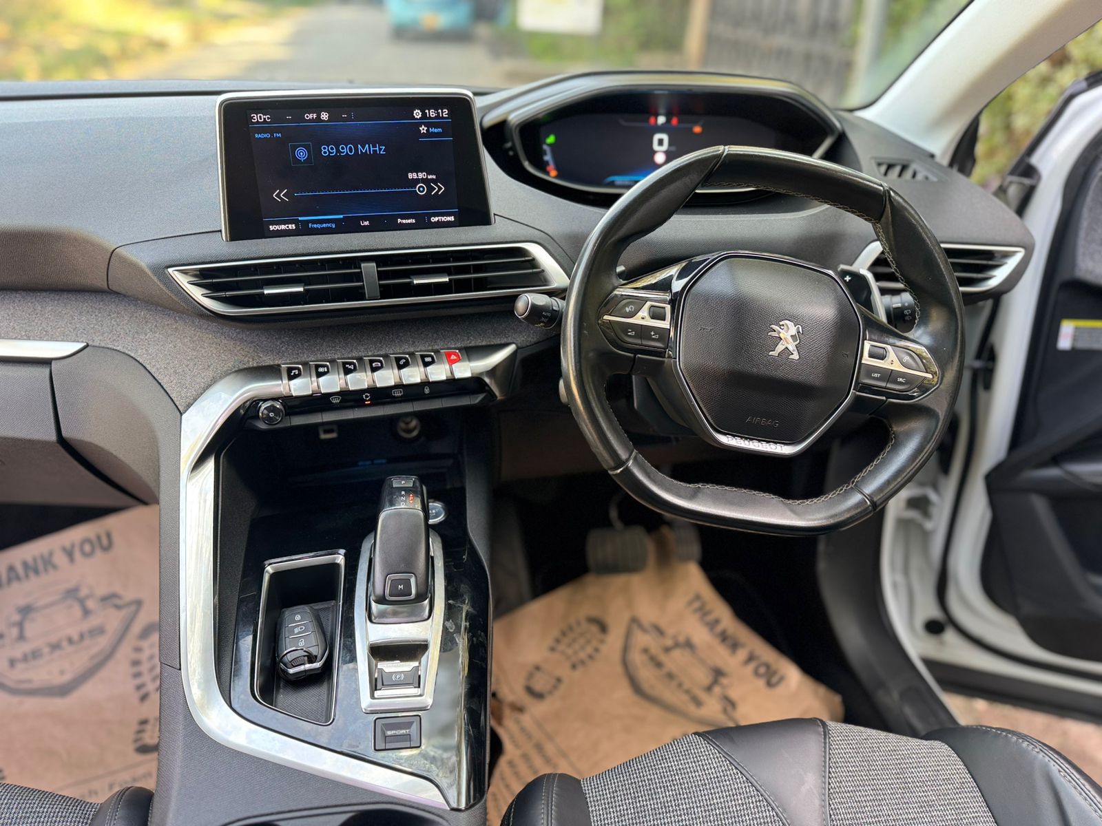 2019 Peugeot 3008 1.6L Petrol Automatic FWD – Panoramic Sunroof | Pearl White - photo 4