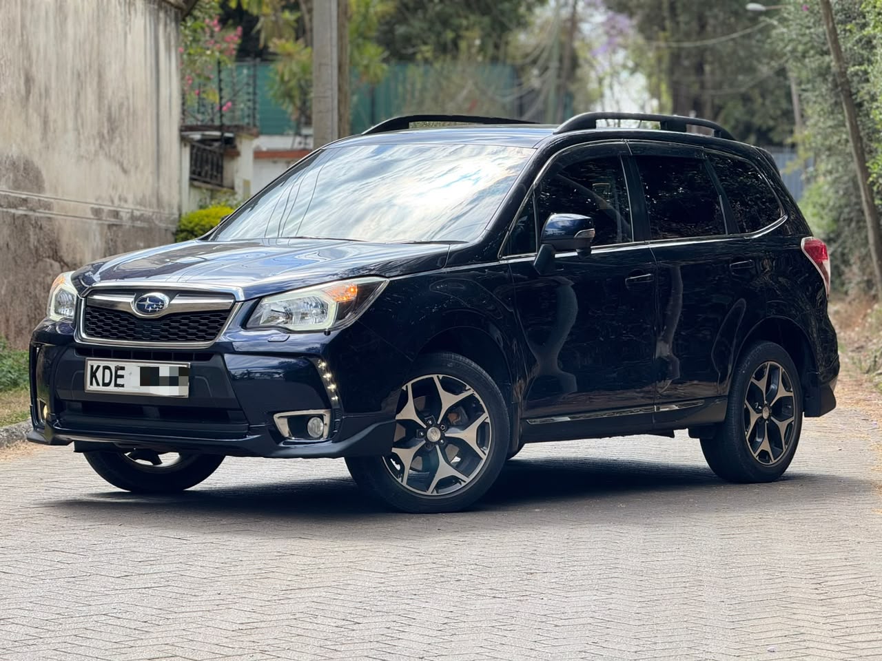 2020 Subaru Forester e-Boxer SKE 2.0L Hybrid AWD – Sunroof, 67,000 km - photo 2