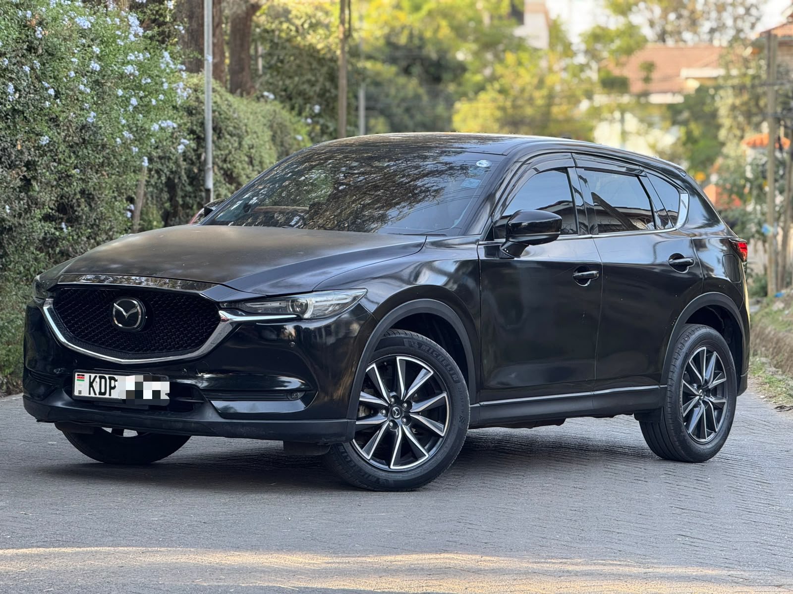 2017 Mazda CX-5 2.2L Diesel Automatic – Leather, Bose Audio, 360° Camera
