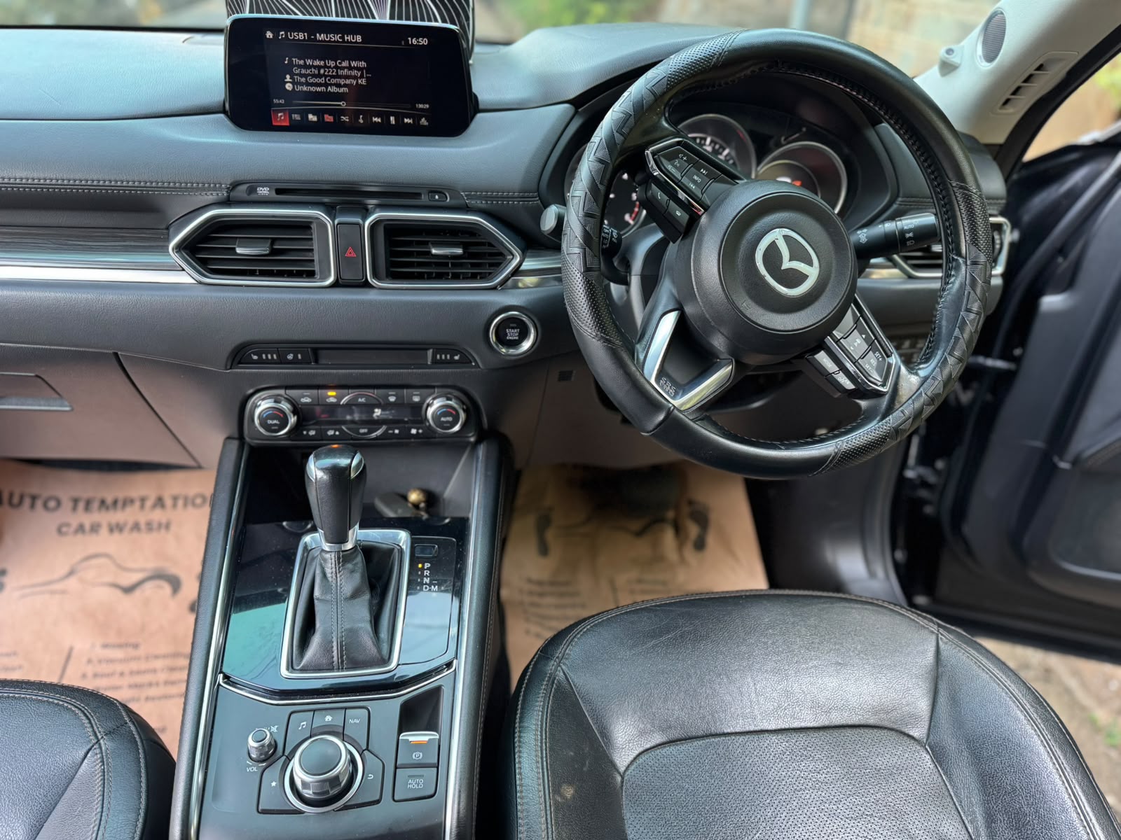 2017 Mazda CX-5 2.2L Diesel Automatic – Leather, Bose Audio, 360° Camera - photo 7