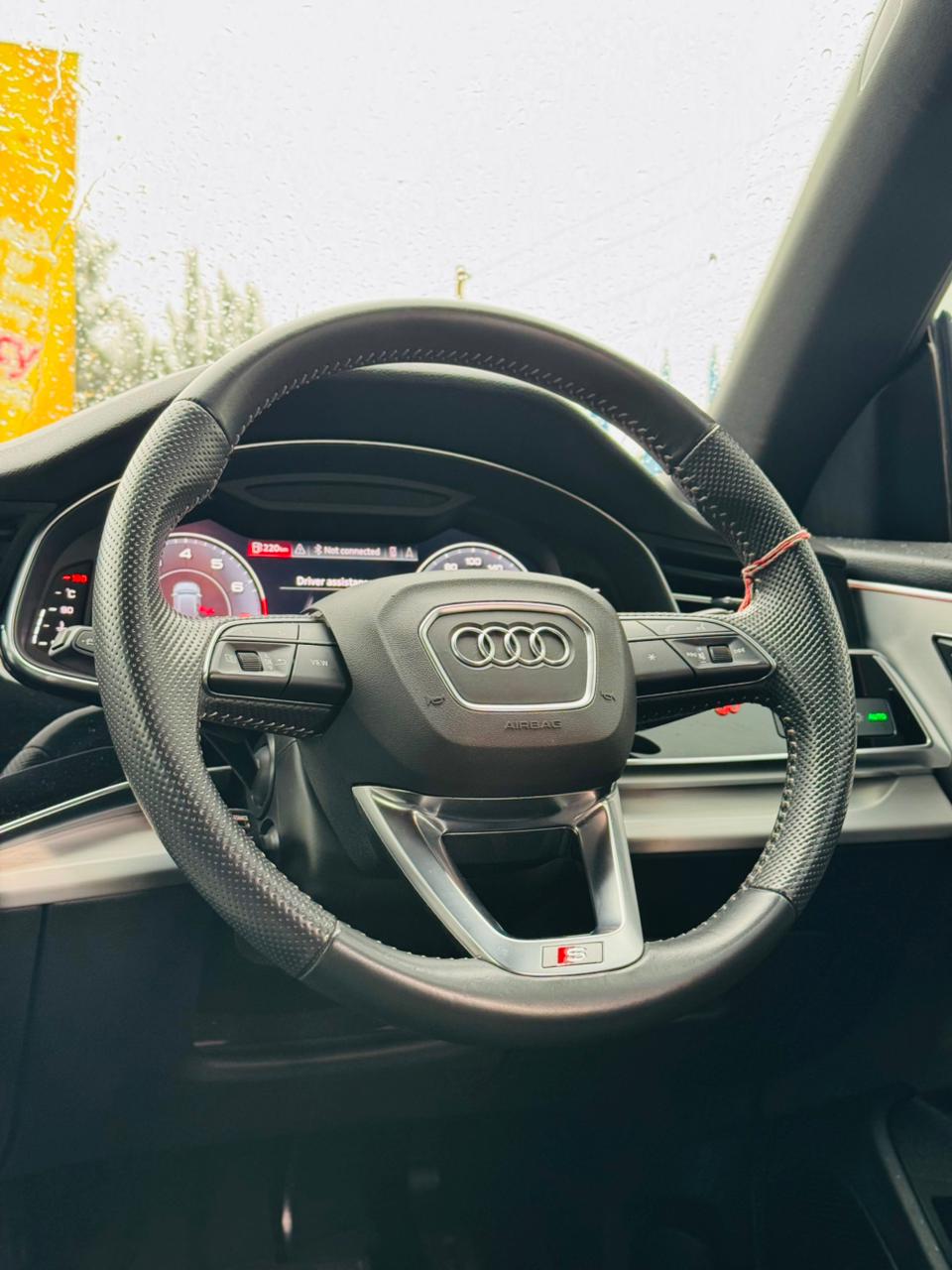 2019 Audi Q8 S-Line TFSI Quattro 3.0L V6 Petrol AWD – 50,147 km | Premium SUV - photo 7