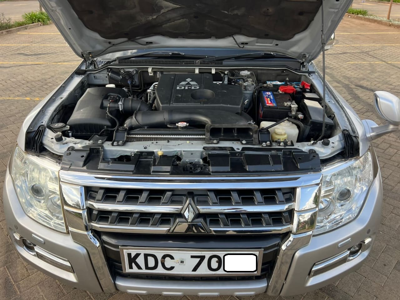 2015 Mitsubishi Pajero V98 Shogun 3.2L Diesel Automatic 4WD – 7-Seater | Low Mileage - photo 2