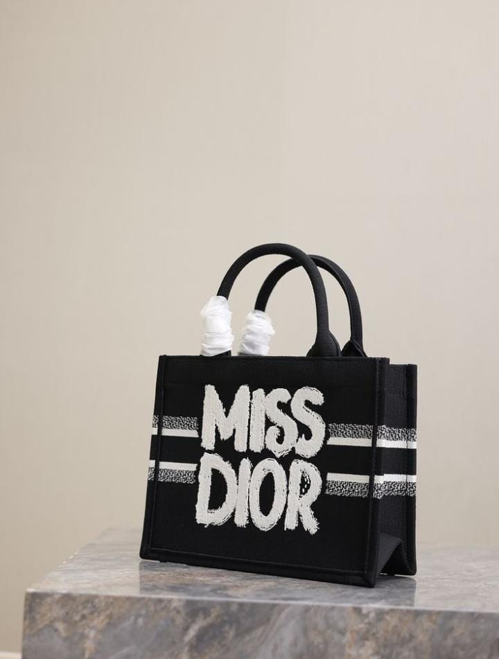 Miss Dior Canvas Tote Bag - photo 2