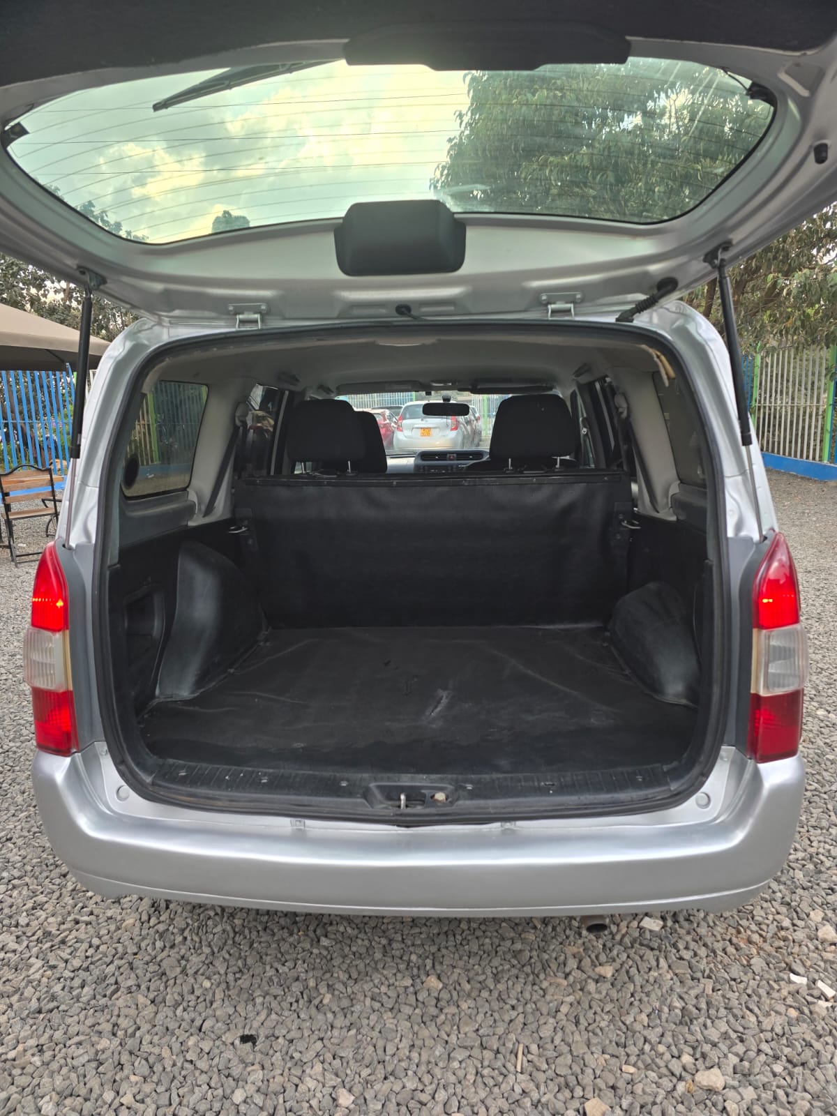 2015 Toyota Probox F Extra 1500cc Automatic Petrol – Original Paint, Accident Free - photo 9