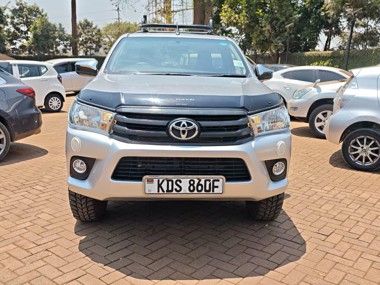Toyota Hilux 2017 2GD 2.4L – Manual Transmission, Super Clean for sale in Kenya