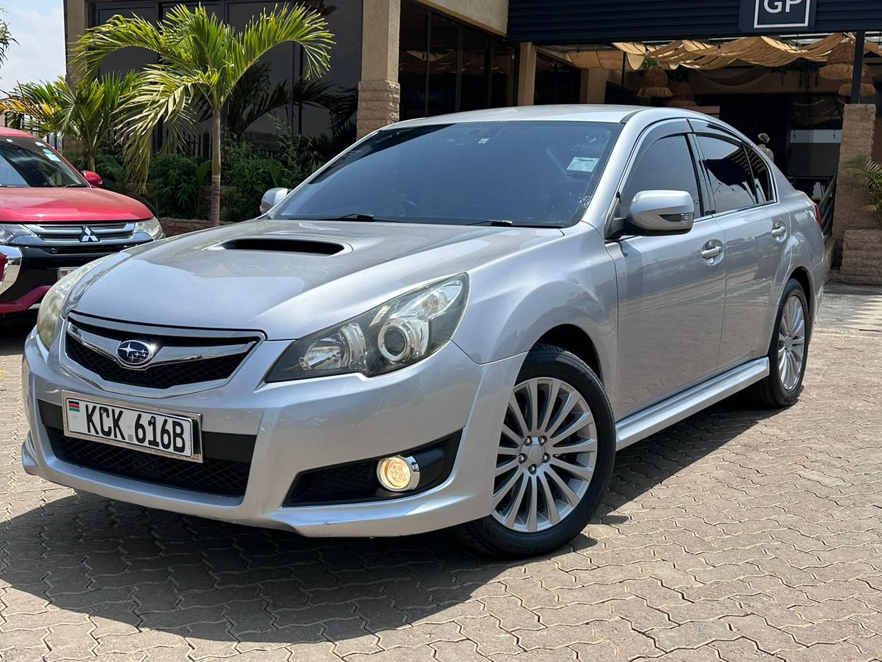 Subaru Legacy BM9 2.5GT – Turbocharged, Leather Interior - photo 5
