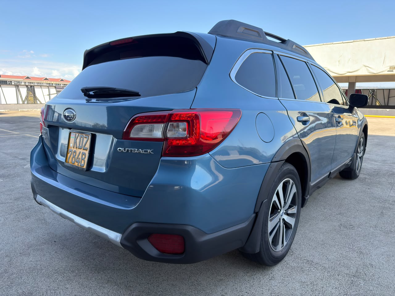 Subaru Outback 2019 – 2.5L Petrol, EyeSight, Leather, Sunroof - photo 2