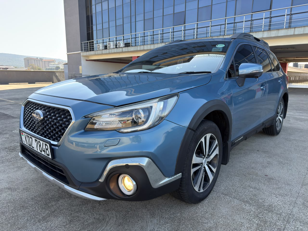 Subaru Outback 2019 – 2.5L Petrol, EyeSight, Leather, Sunroof - photo 3