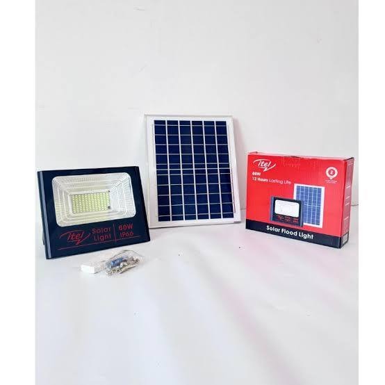Itel Solar Floodlight 200W IP66 Outdoor LED Security Light with Remote Control - photo 2