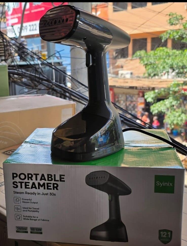 Syinix Portable Garment Steamer – 1500–1600W, 250ml