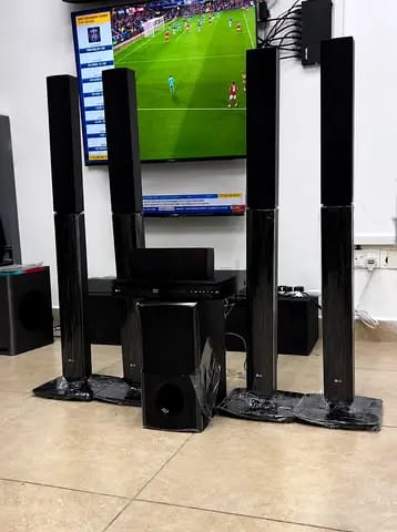 LG LHD647 1000W 5.1 Channel DVD Home Theater System – Bluetooth, HDMI & 2 Tall Boy Speakers
