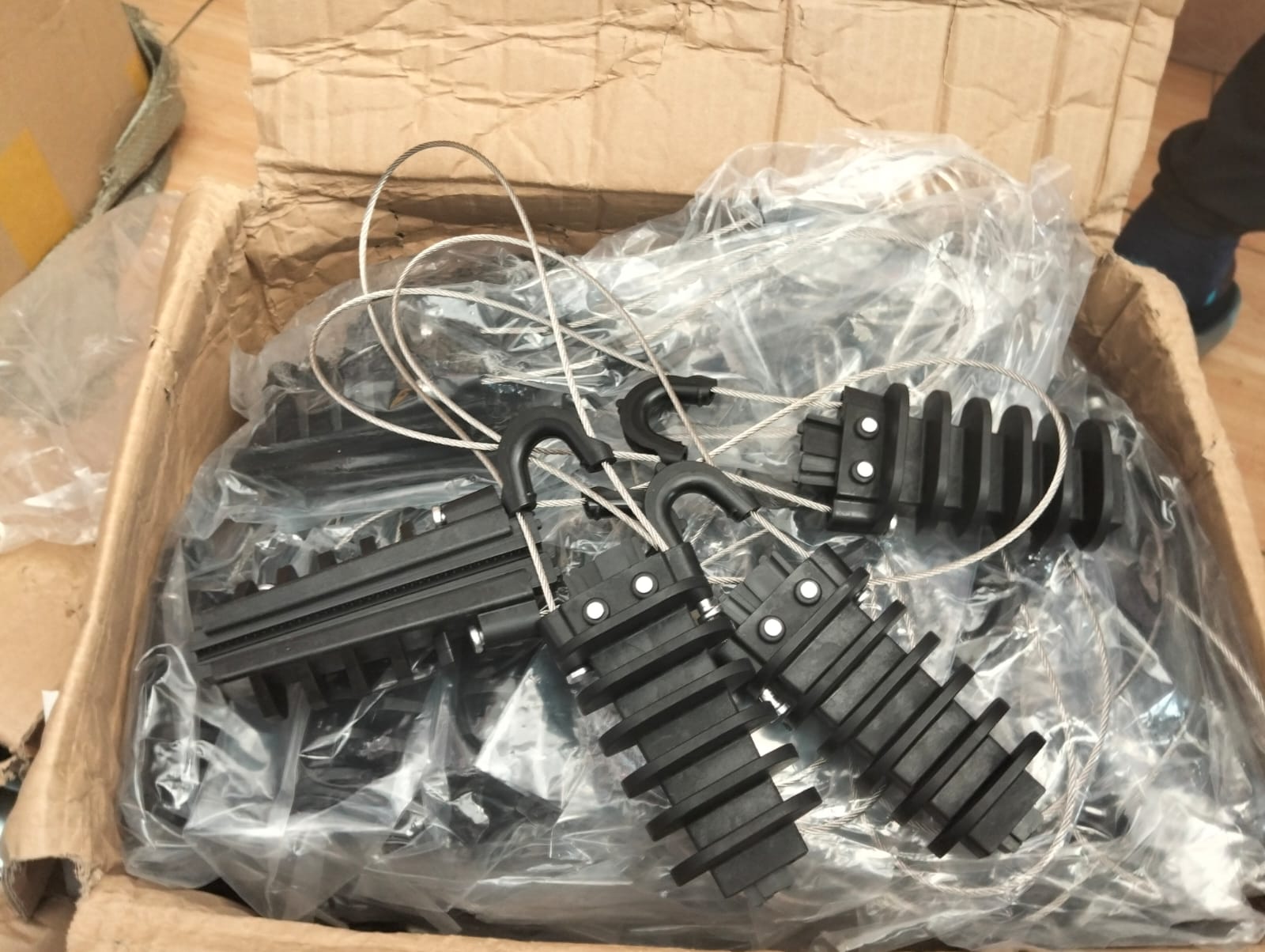 PA35 Tension Clamp for Mini ADSS Fiber Optic Cable – 6C, 8C & 12C Cable Support Clamp