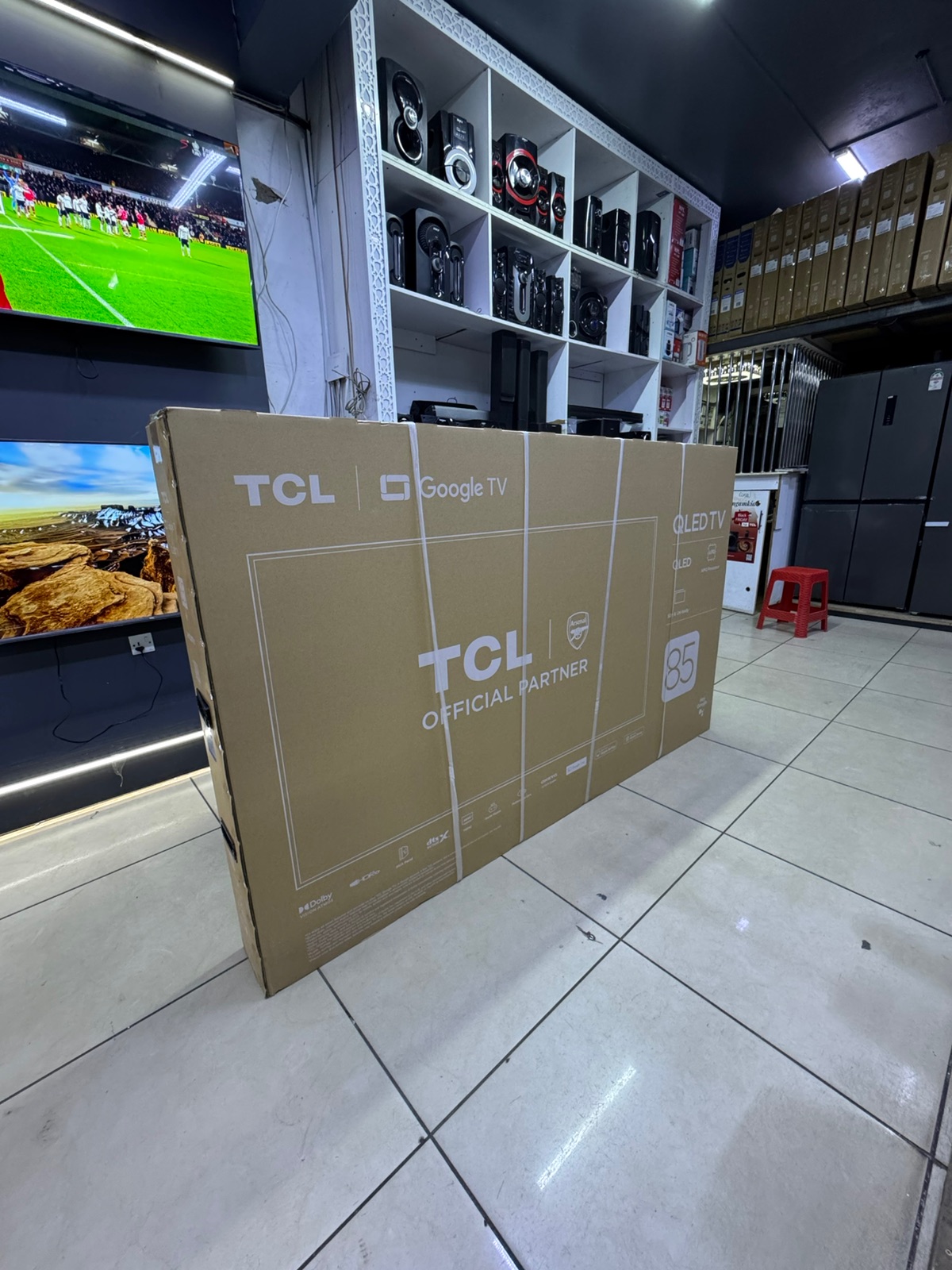 TCL 85-Inch QLED 4K Google TV T6C – Frameless Smart TV with Bluetooth - photo 2