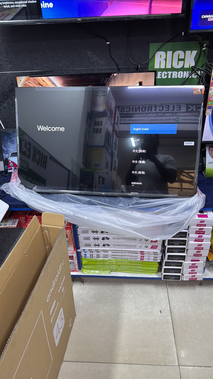 TCL 43-INCH ANDROID SMART TV – FRAMELESS TELEVISION WITH BLUETOOTH, NETFLIX AND YOUTUBE