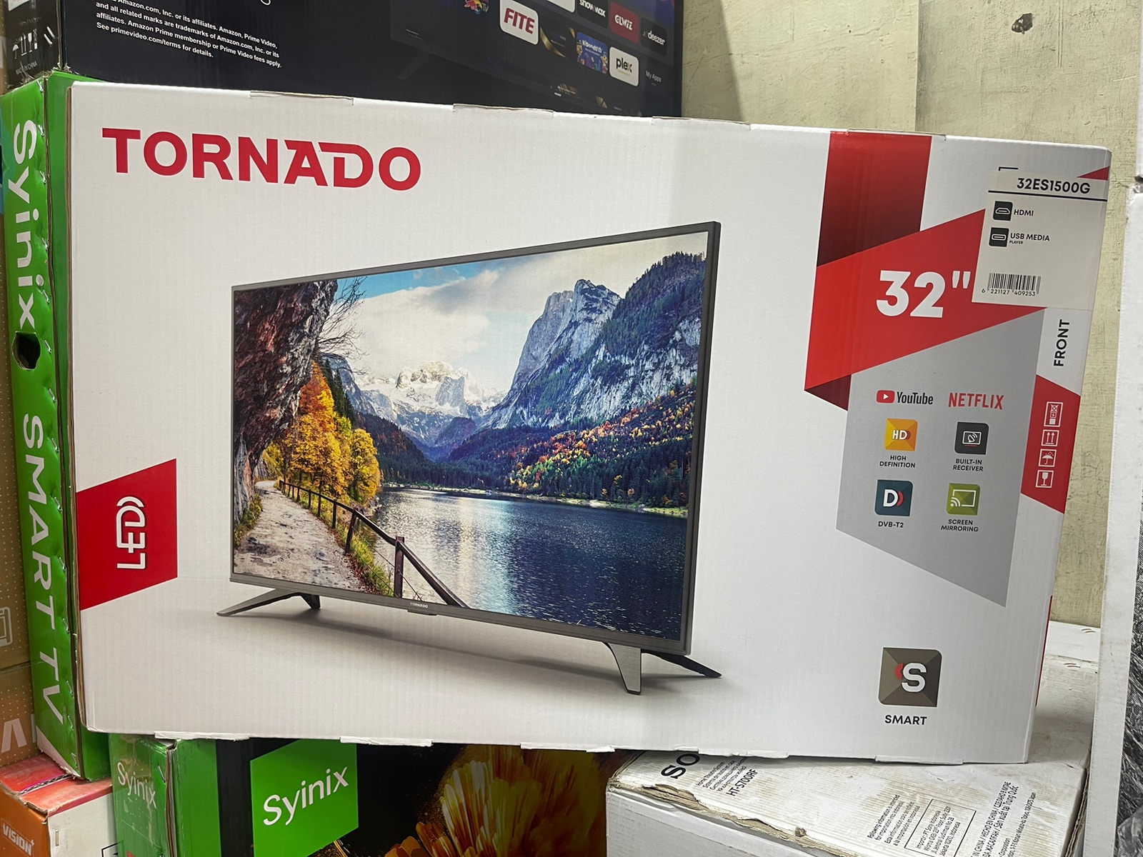 Tornado 32-Inch Smart TV – Netflix, YouTube & Built-In Decoder