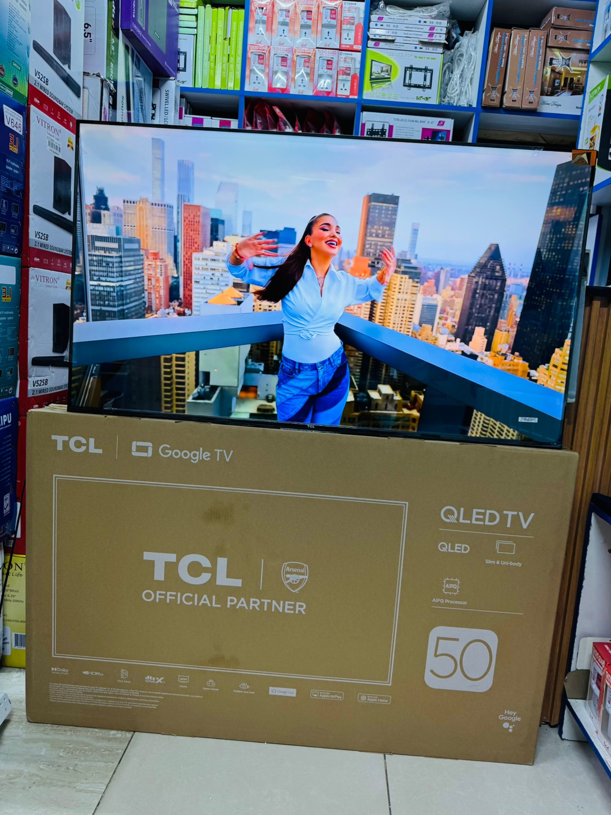 TCL 50-Inch QLED Google TV T6C Frameless Smart Television with Bluetooth