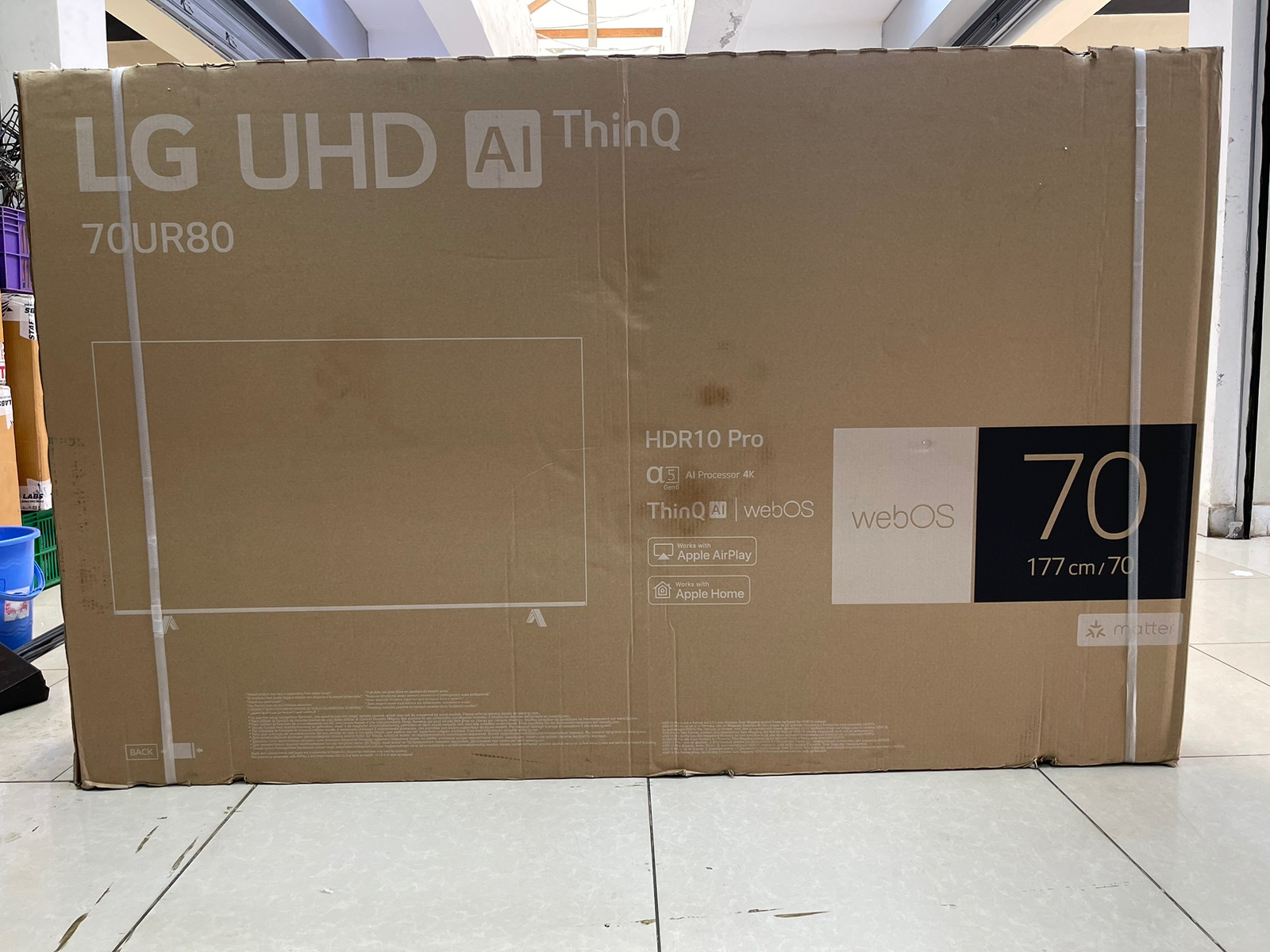 LG 70-Inch 4K UHD Smart TV 70UR80 with Bluetooth and Netflix