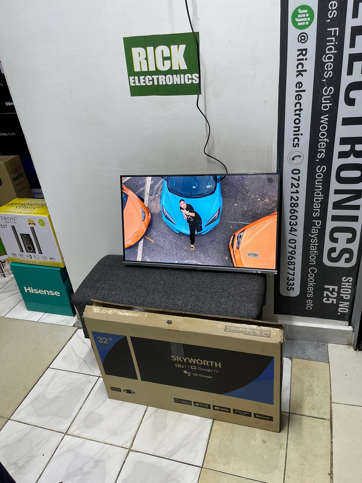 Skyworth 32-Inch Frameless Google TV with Bluetooth, Netflix and YouTube