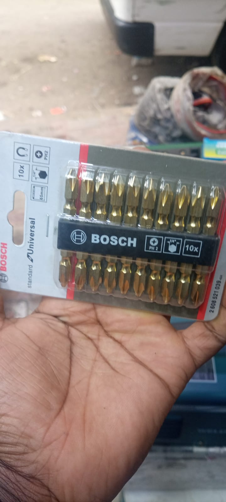Bosch Standard Universal Screwdriver Bits Set 10-Piece – PH2 Star Drive Bits, 25mm
