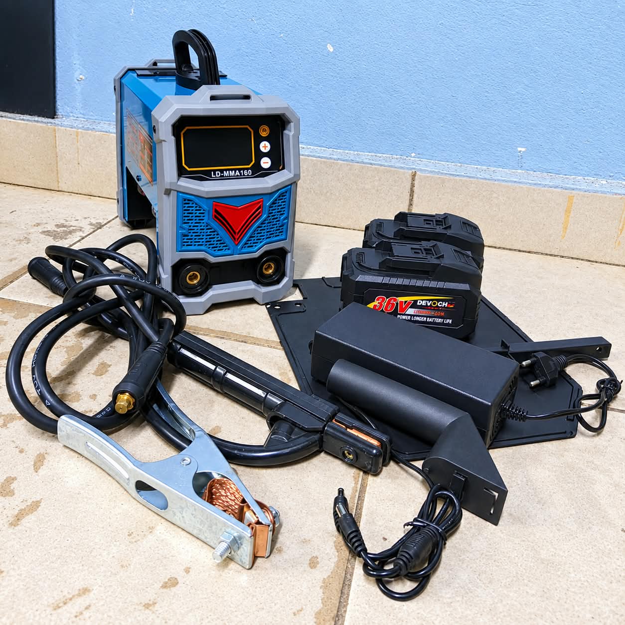 LD-MMA160 Cordless Welding Machine – Portable MMA Welder with 36V Battery, Charger and Welding Accessories