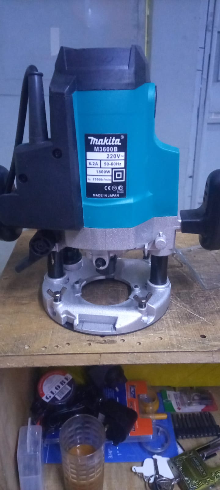 Makita M3600B 1800W Electric Wood Router 23000 RPM for Woodworking, Carpentry and Wood Trimming