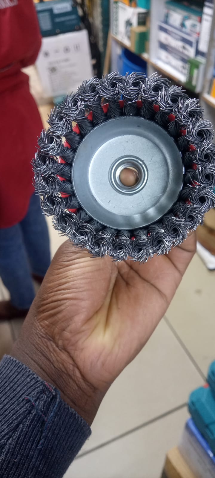Heavy Duty Twisted Wire Brush Wheel for Angle Grinder – Metal Rust, Paint and Weld Cleaning Brush