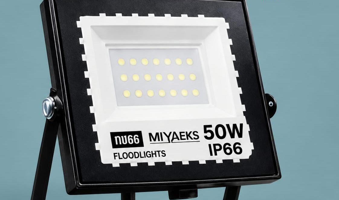 MIYAEKS 500W LED Flood Light – IP66 Waterproof Outdoor Security Lighting - photo 2