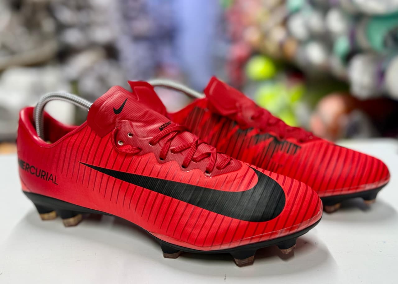 Mercurial Football Boots – Men’s Soccer Cleats