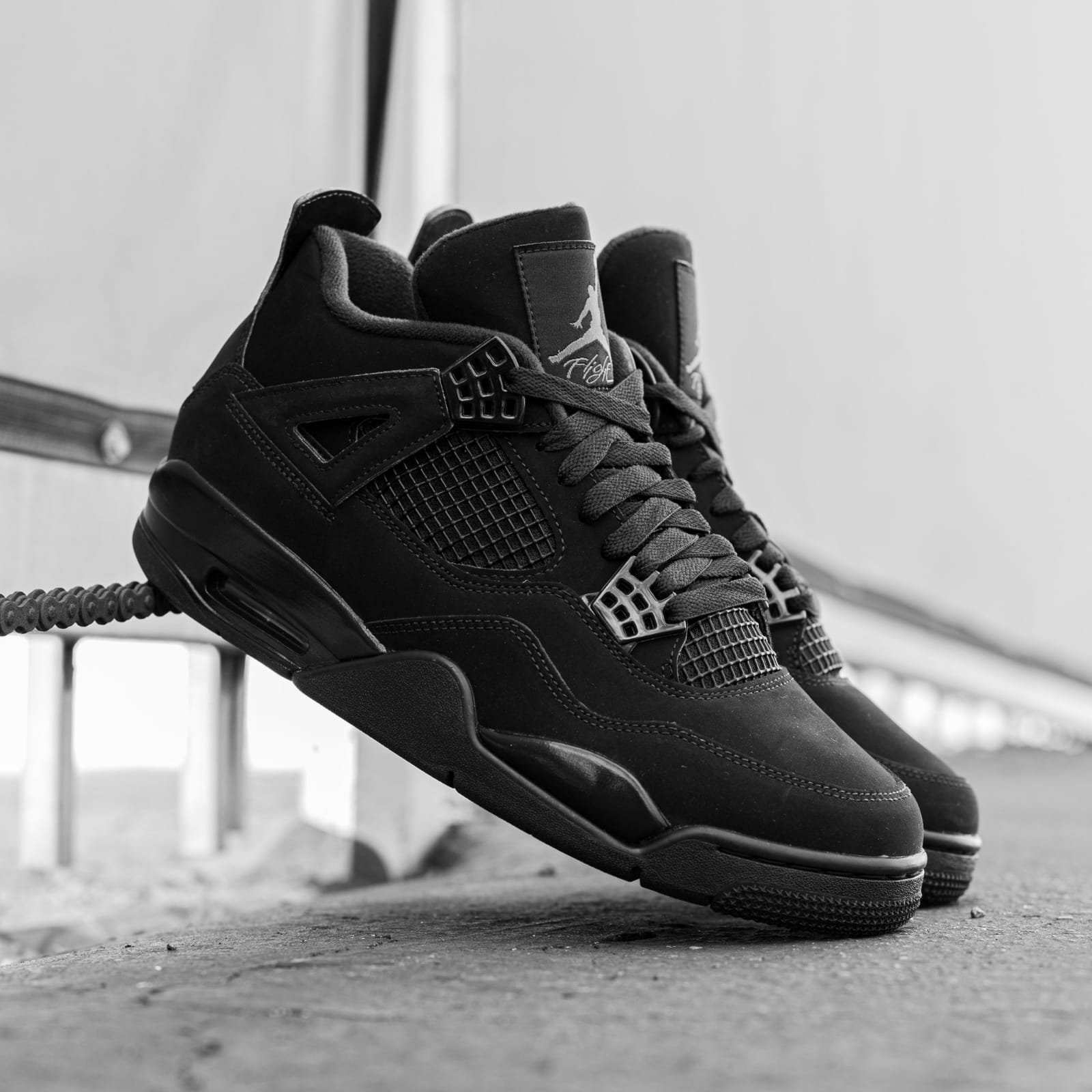 Jordan 4 Sneakers – Stylish Men’s Casual Shoes - photo 4